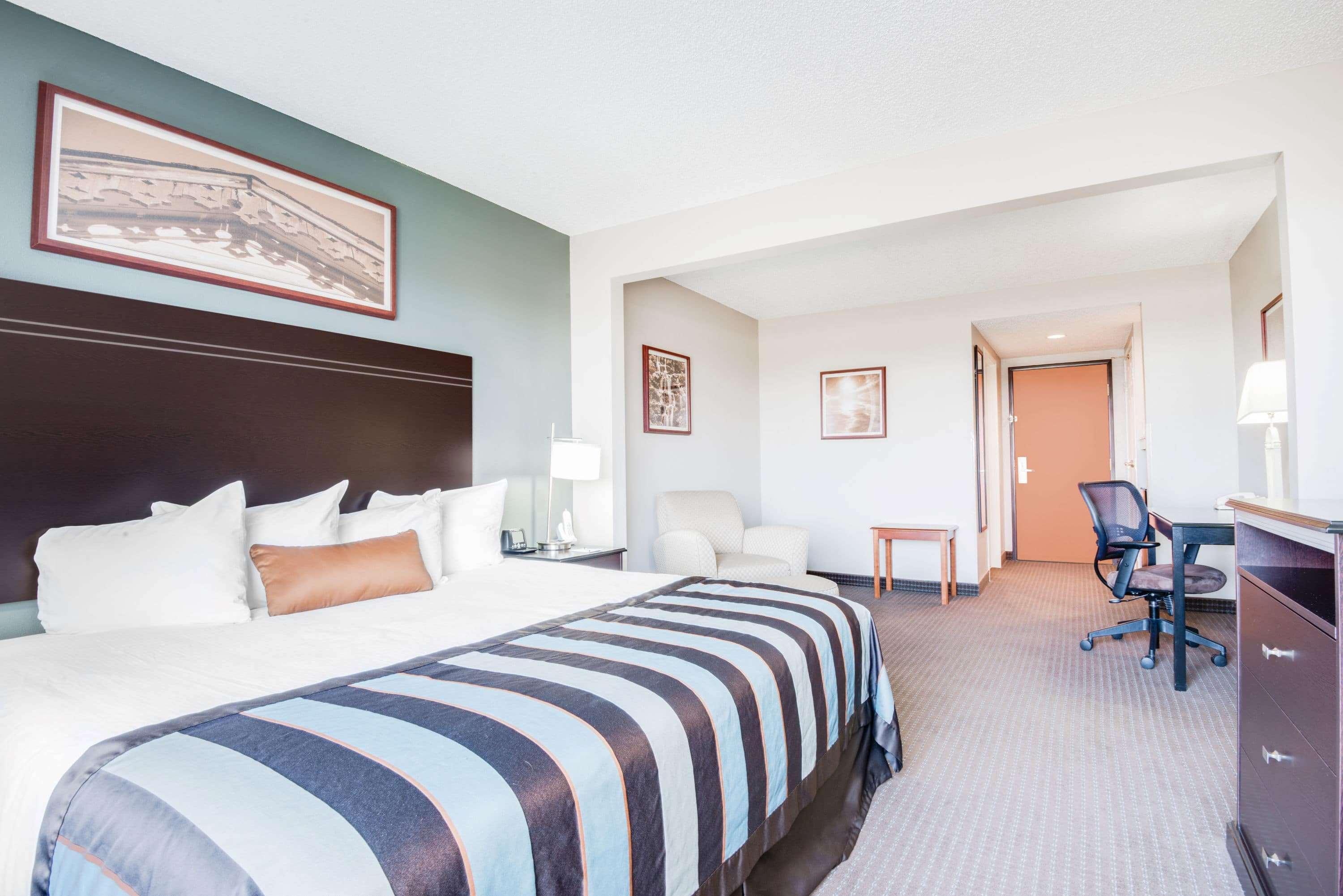 Wingate By Wyndham Gillette Hotel Exterior foto