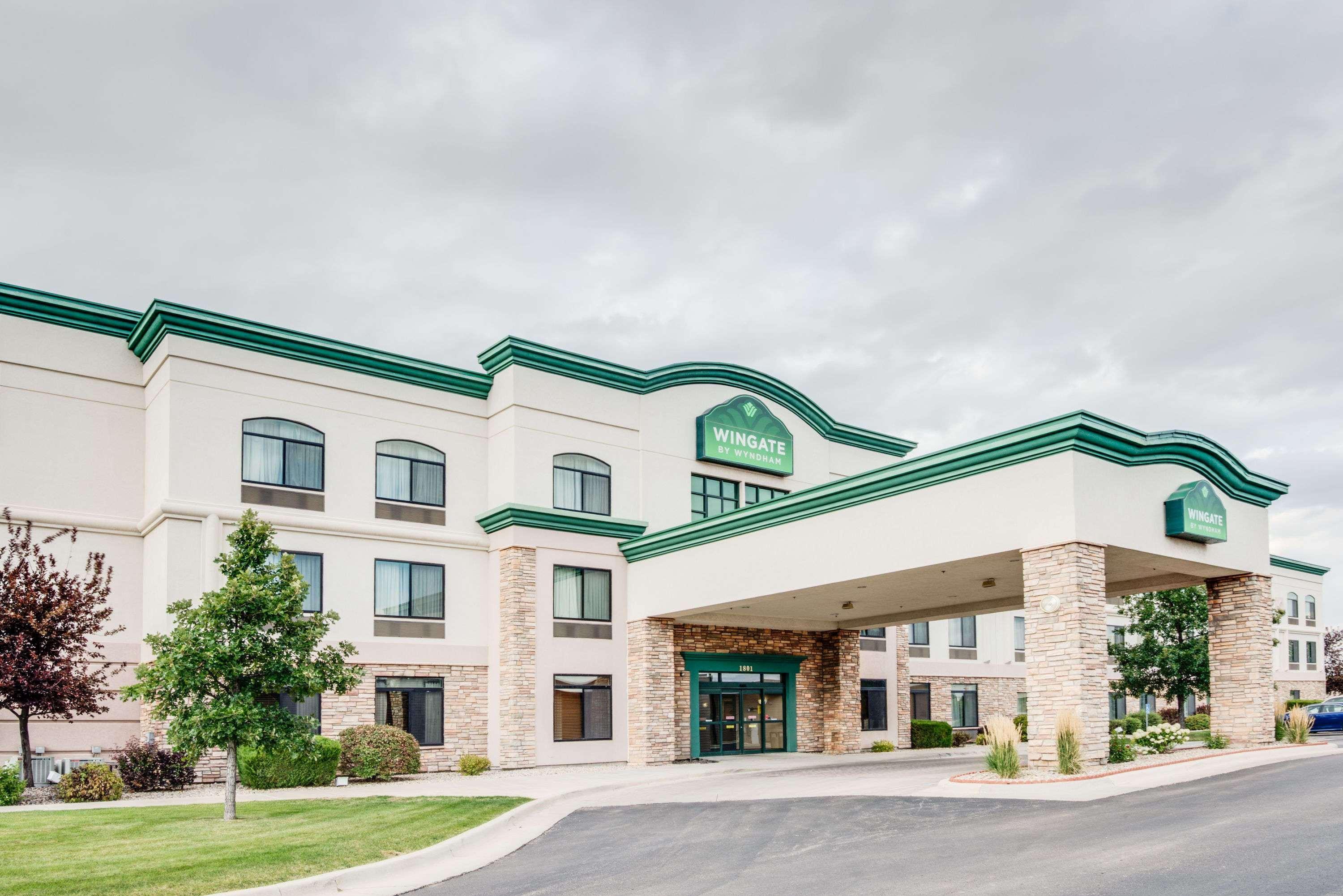 Wingate By Wyndham Gillette Hotel Exterior foto