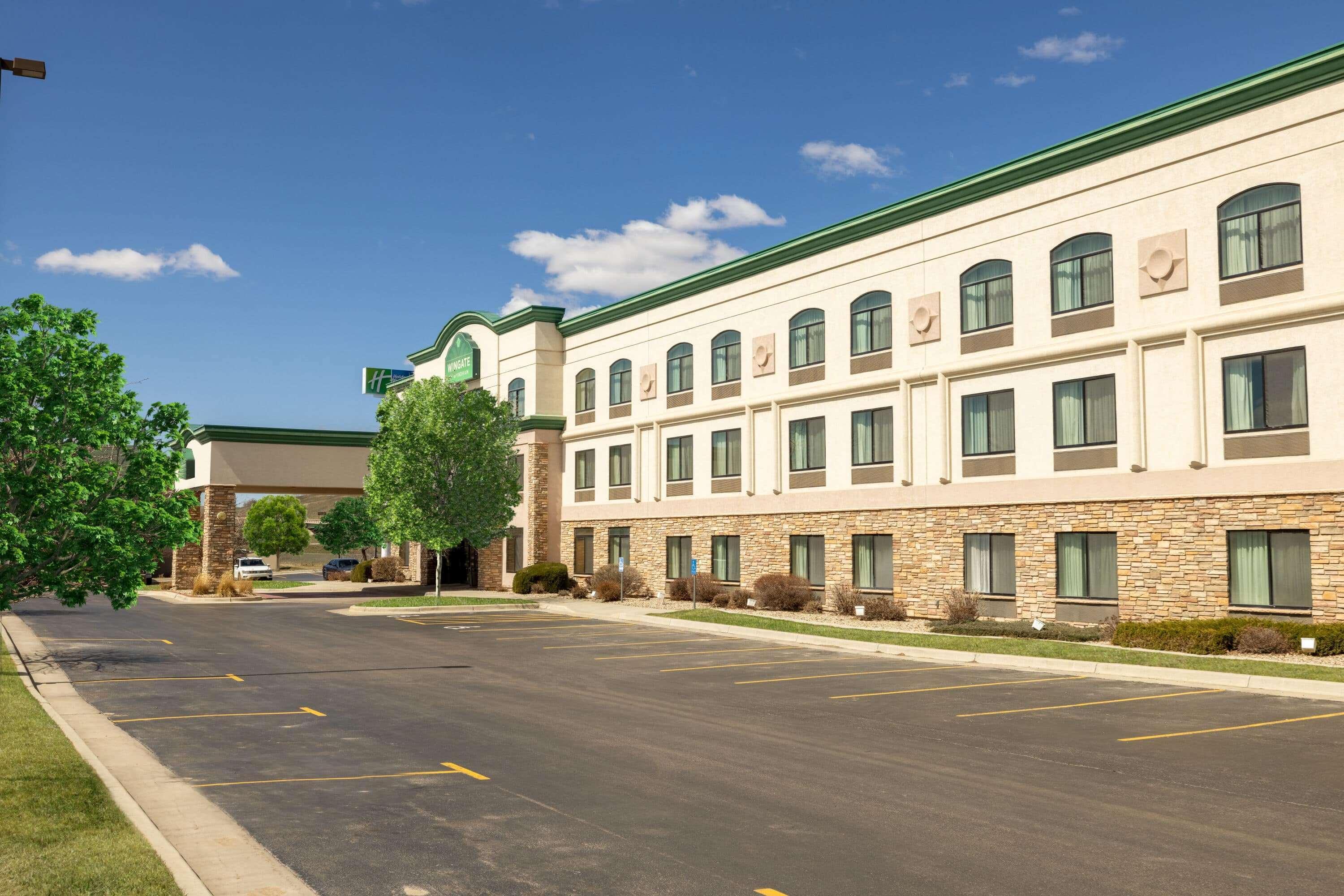 Wingate By Wyndham Gillette Hotel Exterior foto